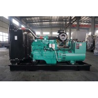 康明斯動(dòng)力配套120KW柴油發(fā)電機(jī)